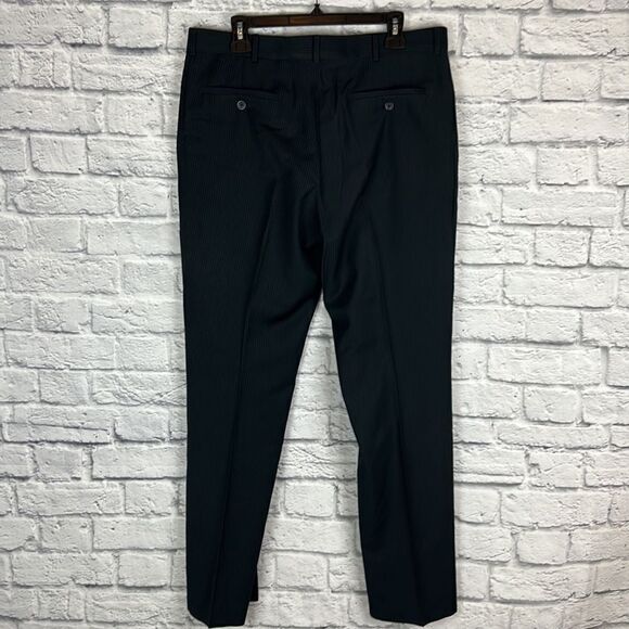Kenneth Cole Reaction Black Pinstripe Pants Slacks Men’s Size 36x32 - Picture 5 of 8